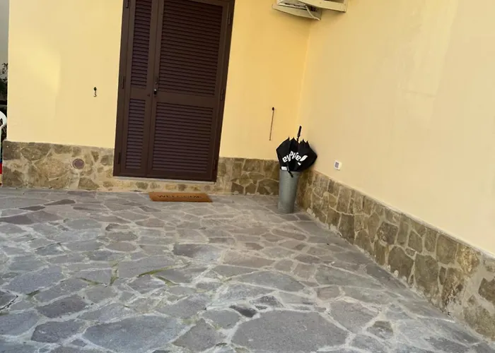 Casa Lucia بيت للعطل